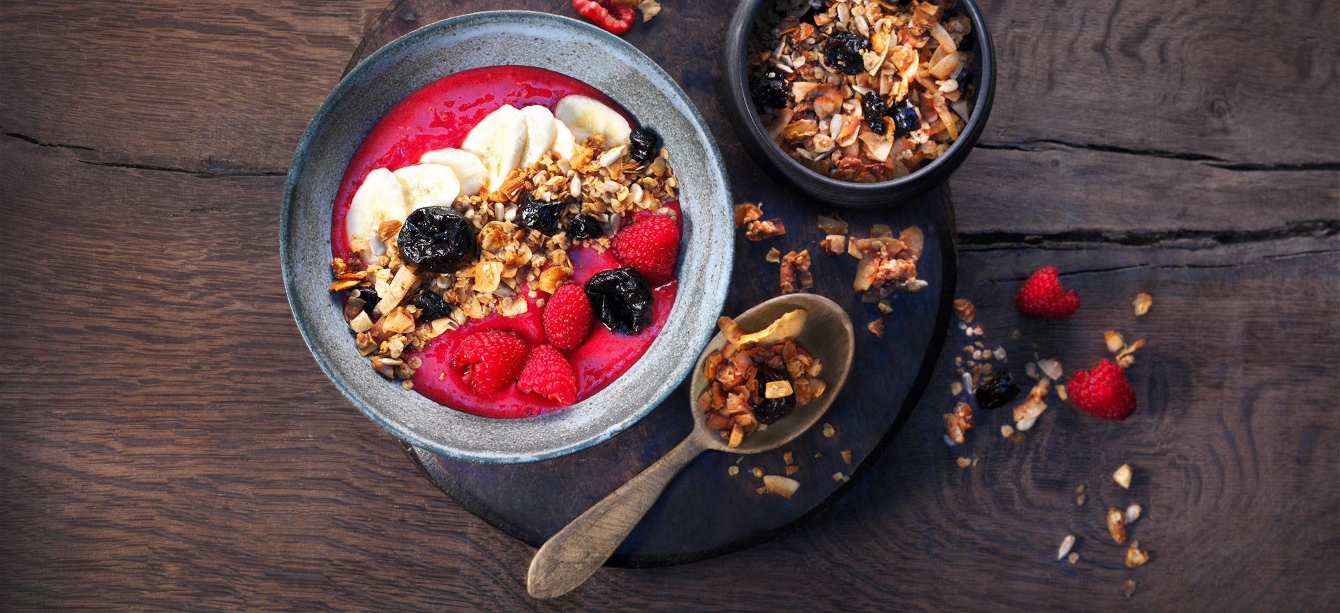 Granola Smoothie Bowl