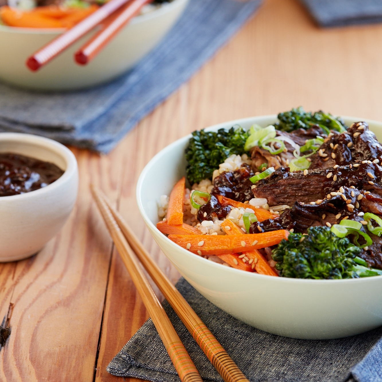 Slow-Cooker Teriyaki Steak Rice Bowls