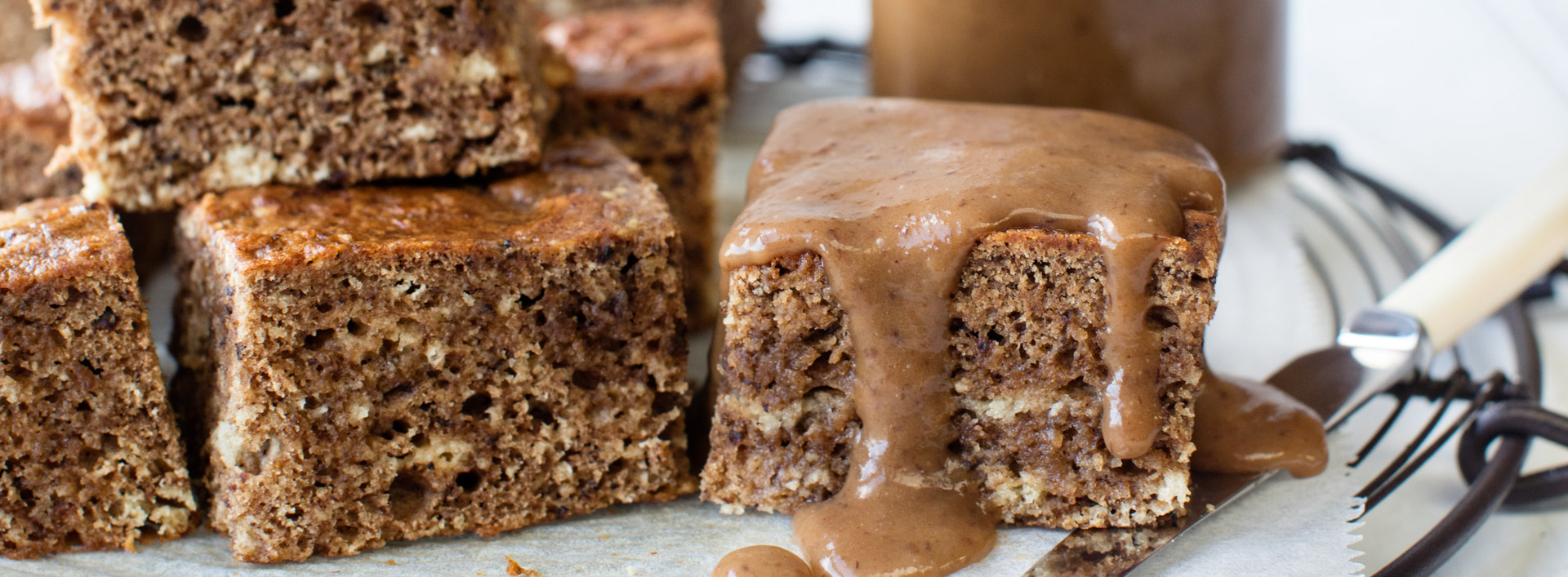 This recipe takes all the best parts from a traditional sticky toffee pudding but uses prunes instead of dates to make a lower-sugar alternative